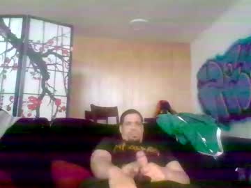 Daddylongpleasure Chaturbate stream image from May 17, 2025