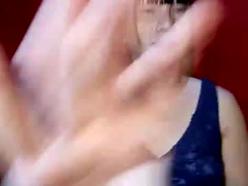 Slutasia Chaturbate stream image from May 17, 2025