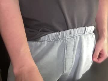 T0pmen Chaturbate stream image from May 17, 2025