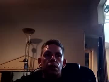 Hornyp88 Chaturbate stream image from May 17, 2025