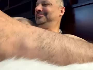 Jamesvaljames Chaturbate stream image from May 17, 2025