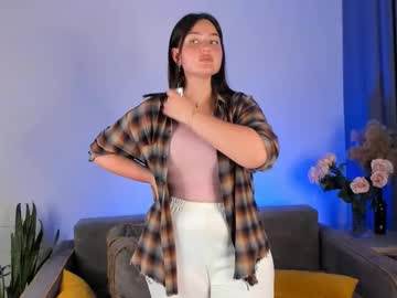 Zeldacumby Chaturbate stream image from May 17, 2025