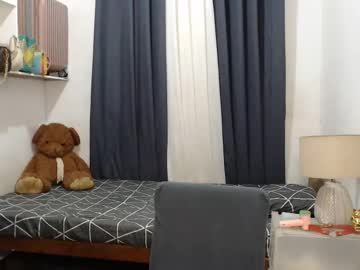 Alessandramore Chaturbate stream image from May 17, 2025