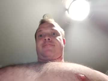 Johnny61600 Chaturbate stream image from May 17, 2025