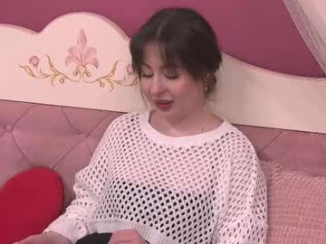 Marcellajone Chaturbate stream image from May 17, 2025