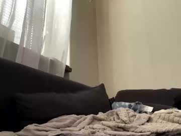 Swedishhotgay Chaturbate stream image from May 17, 2025