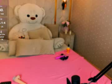 Gillmorgan Chaturbate stream image from May 17, 2025