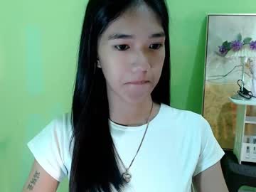 Innocent_Reign69 Chaturbate stream image from May 17, 2025