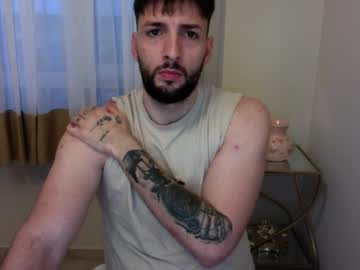 Collinup Chaturbate stream image from May 17, 2025