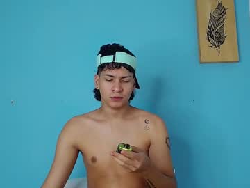 Twink_Bunny Chaturbate stream image from May 17, 2025