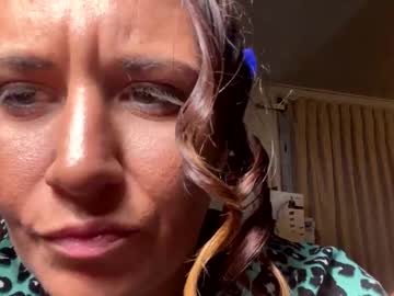 Bumbumandboobs Chaturbate stream image from May 17, 2025