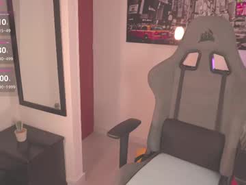 Little_Eli Chaturbate stream image from May 17, 2025