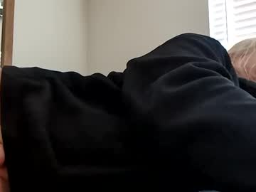 Umbrado Chaturbate stream image from May 17, 2025