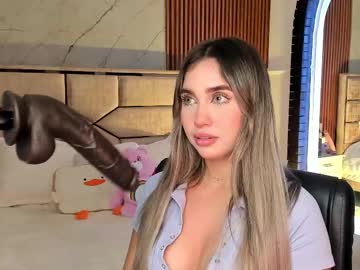 Emilyhendrix_ Chaturbate stream image from May 17, 2025