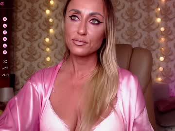 Aminasecrets Chaturbate stream image from May 17, 2025