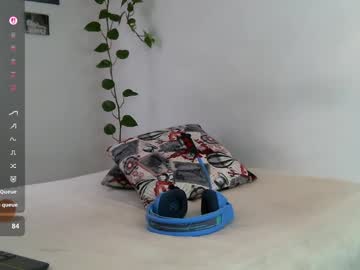 Cutiechris_ Chaturbate stream image from May 17, 2025