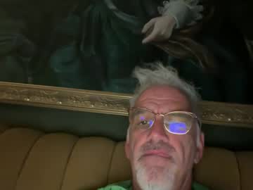 Jewlronny Chaturbate stream image from May 17, 2025