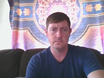Mooselios Chaturbate stream image from May 17, 2025