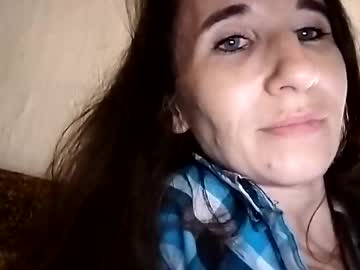 Danaxsmile Chaturbate stream image from May 17, 2025