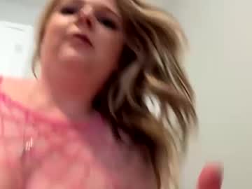 Laynarainxo Chaturbate stream image from May 17, 2025