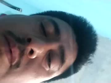 Axelchagala4 Chaturbate stream image from May 17, 2025