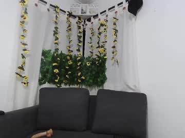 Rose_Magic06 Chaturbate stream image from May 17, 2025