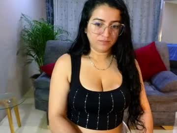 Tessa_Drawing Chaturbate stream image from May 17, 2025