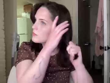 Cherrylickk Chaturbate stream image from May 18, 2025