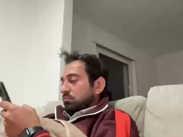 Duracelshock Chaturbate stream image from May 18, 2025