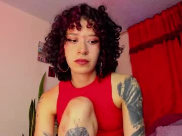 Psicobelle_ Chaturbate stream image from May 18, 2025
