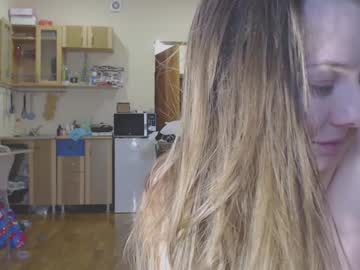 Sweet_Martinique Chaturbate stream image from May 18, 2025