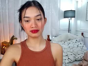 Vivian_Roberts Chaturbate stream image from May 18, 2025