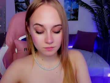Liana_Bright Chaturbate stream image from May 18, 2025