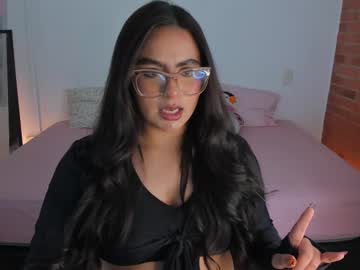 Lottie_Blass Chaturbate stream image from May 18, 2025