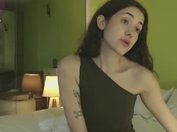 Shamahasla Chaturbate stream image from May 18, 2025