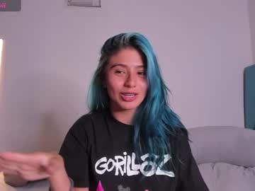 Bluestar_Taylenn Chaturbate stream image from May 18, 2025
