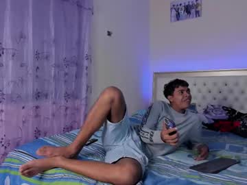 Dafnezahiraa_ stream image from May 18, 2025