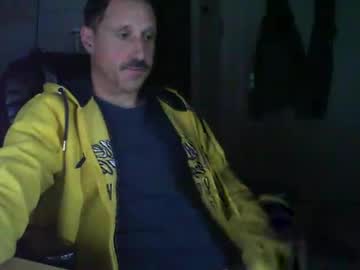 Jef74700 Chaturbate stream image from May 18, 2025