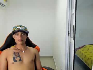 Kenshi_Roa Chaturbate stream image from May 18, 2025