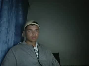 Ltinoboy688 Chaturbate stream image from May 18, 2025