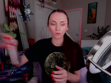 Veeweatherbee Chaturbate stream image from May 18, 2025