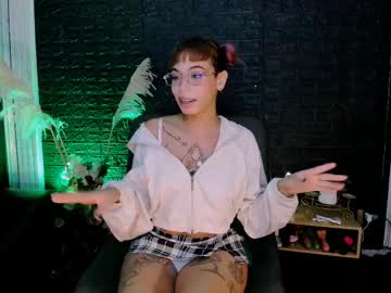 Goddessilver Chaturbate stream image from May 18, 2025