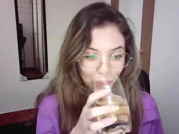 Puzycat69 Chaturbate stream image from May 18, 2025
