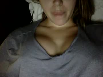 Yourgoddesssandra Chaturbate stream image from May 18, 2025