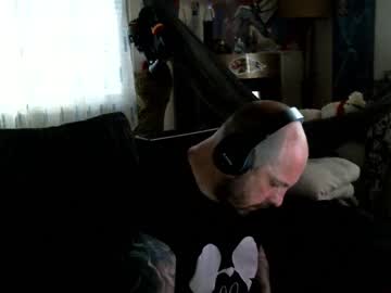 Mad_Dem0n Chaturbate stream image from May 18, 2025