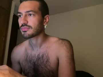 Marianofr Chaturbate stream image from May 18, 2025