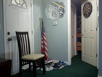 2stroke82 Chaturbate stream image from May 18, 2025