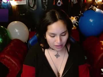 Kureiji_Fetish Chaturbate stream image from May 18, 2025