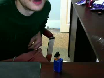 Scremeth Chaturbate stream image from May 18, 2025