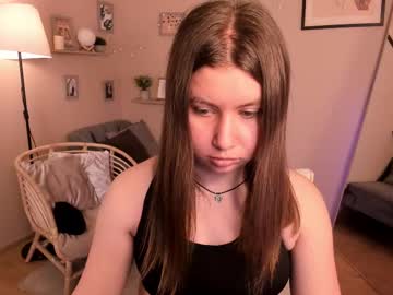 Altheaglow Chaturbate stream image from May 18, 2025